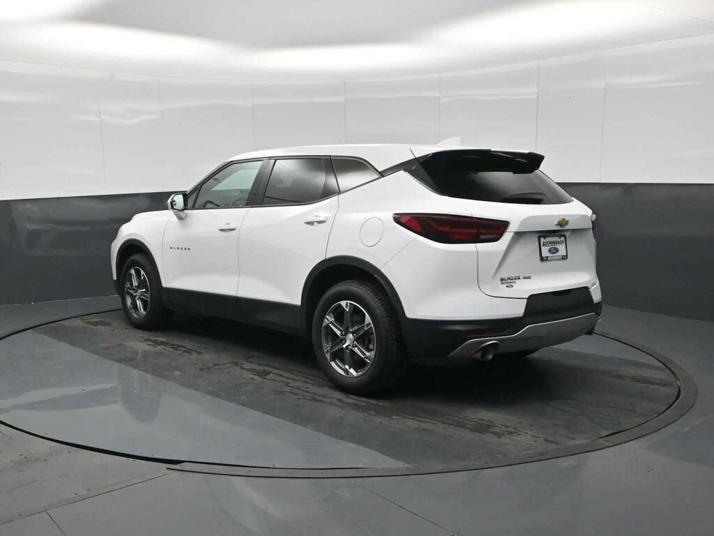 2023 Chevrolet Blazer AWD 2LT