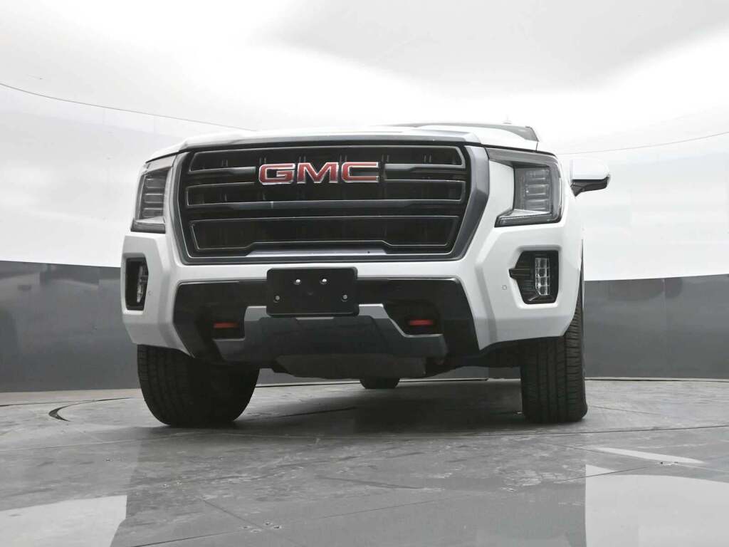 2022 GMC Yukon XL 4WD AT4