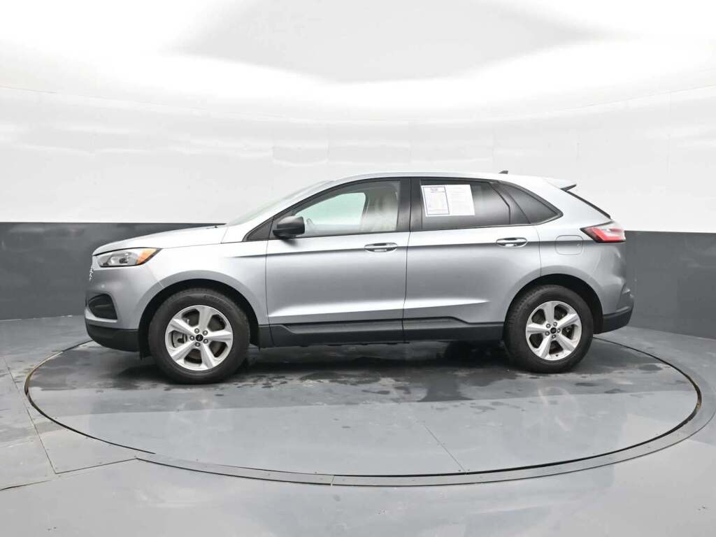 2023 Ford Edge SE
