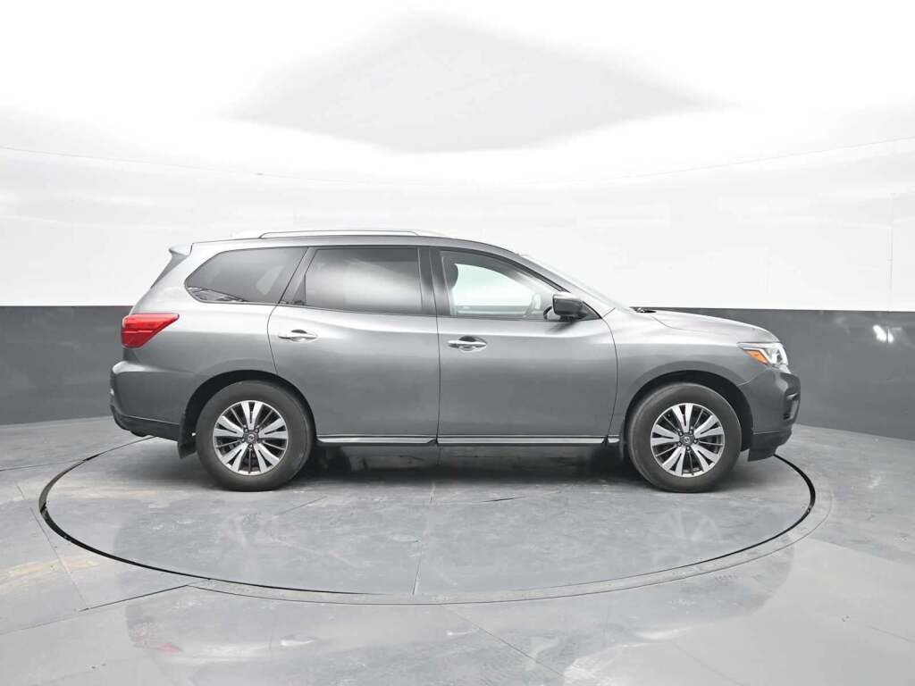 2020 Nissan Pathfinder S 4WD