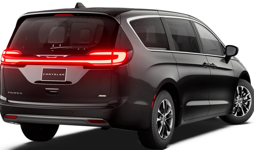 2027 Chrysler Pacifica Select