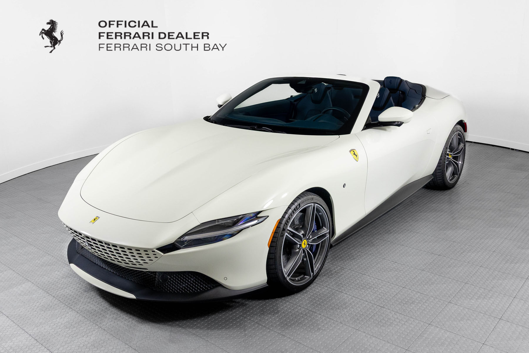 2024 Ferrari Roma Spider's photo