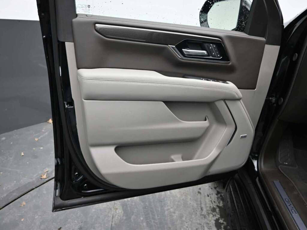 2026 GMC Yukon XL 4WD Elevation