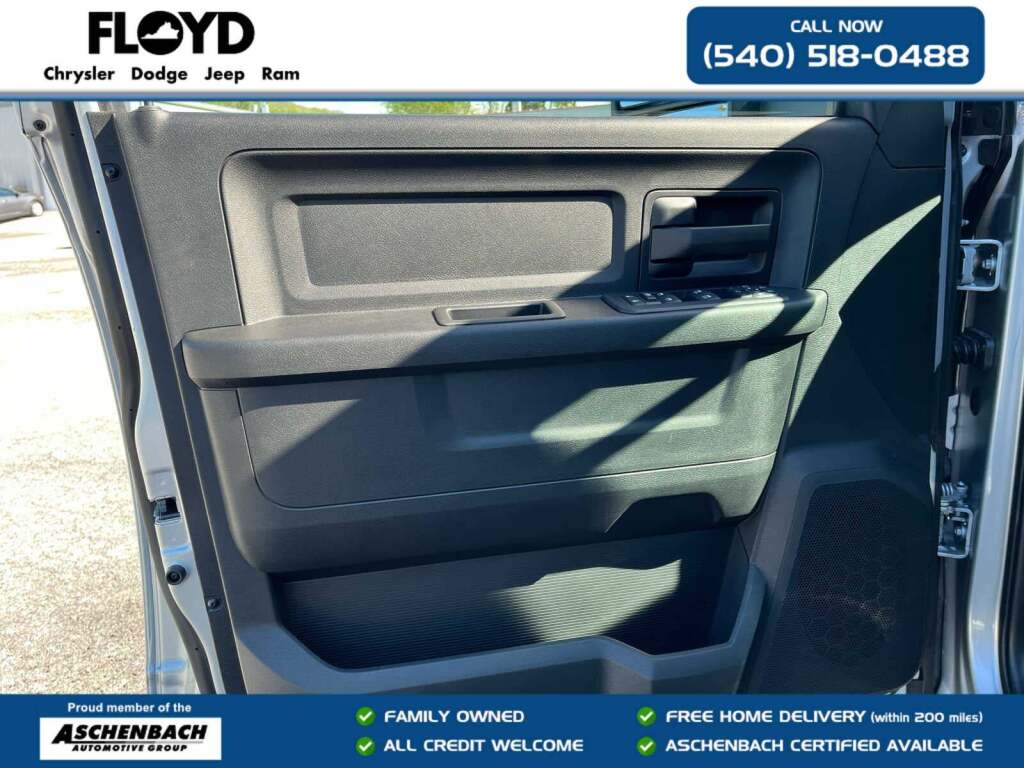 2026 Ram 2500 Tradesman Crew Cab 4x4 6'4" Box