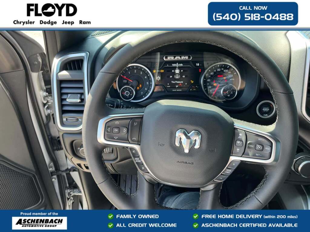 2026 Ram 1500 Big Horn Crew Cab 4x4 5'7" Box