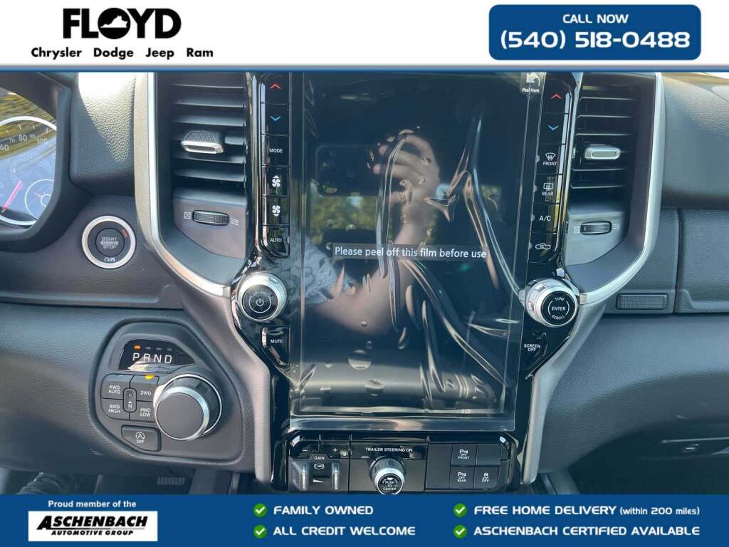 2026 Ram 1500 Big Horn Crew Cab 4x4 5'7" Box