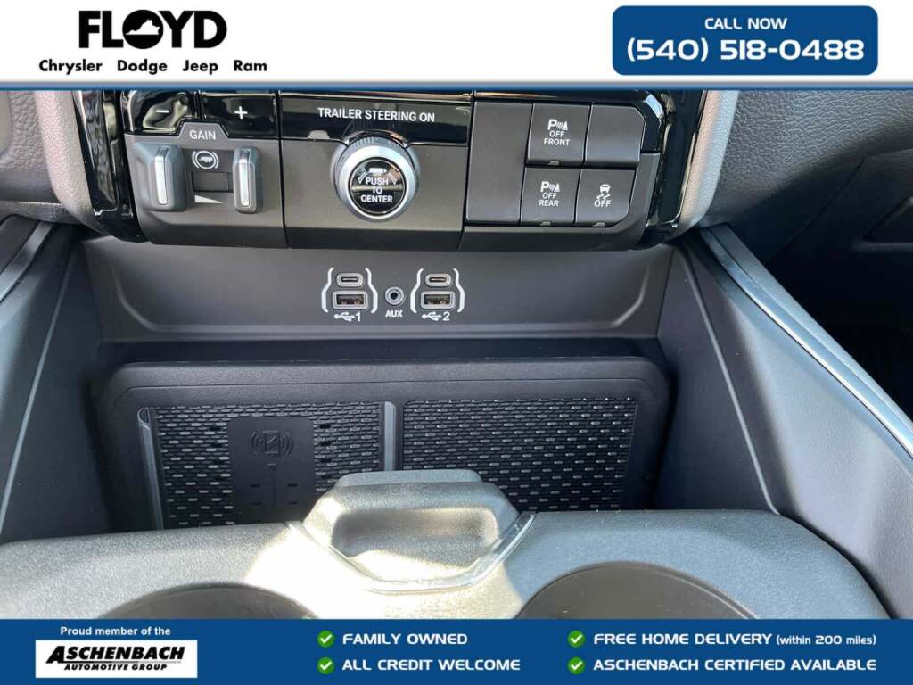 2026 Ram 1500 Big Horn Crew Cab 4x4 5'7" Box