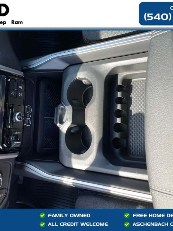 2026 Ram 1500 Big Horn Crew Cab 4x4 5'7" Box