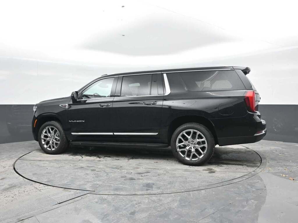 2026 GMC Yukon XL 4WD Elevation