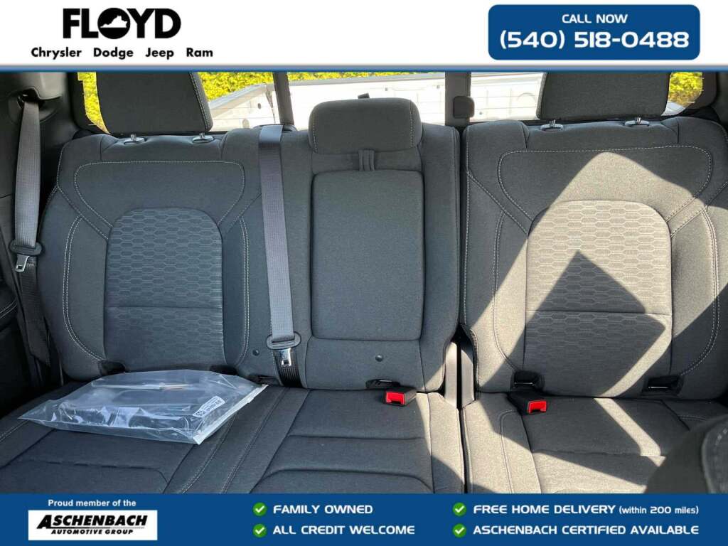 2026 Ram 1500 Big Horn Crew Cab 4x4 5'7" Box