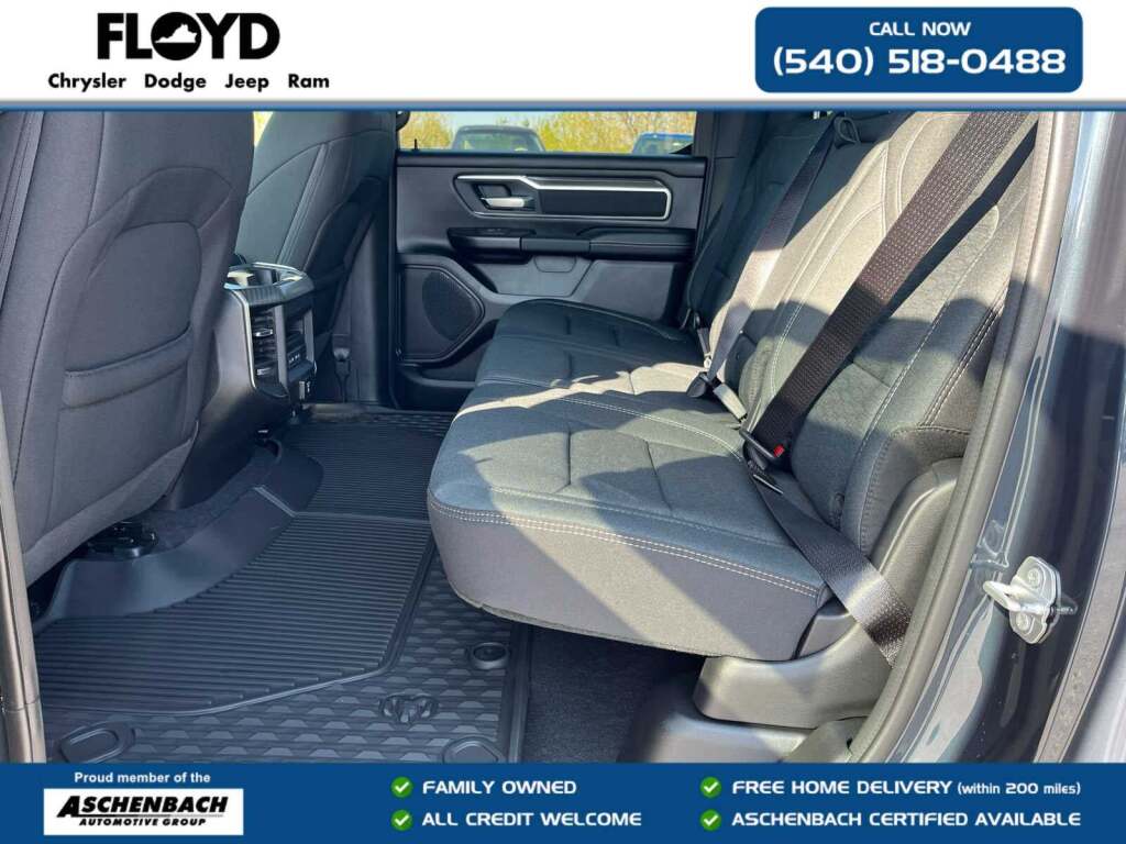 2026 Ram 1500 Big Horn Crew Cab 4x4 5'7" Box