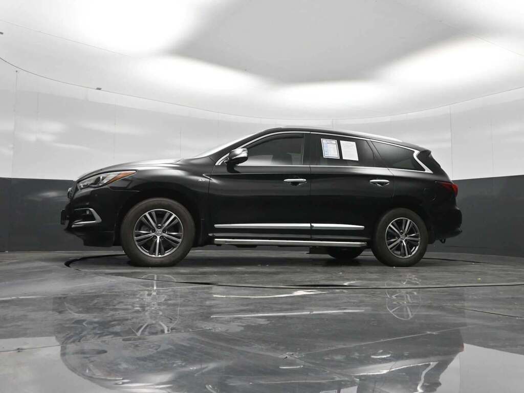 2017 INFINITI QX60 