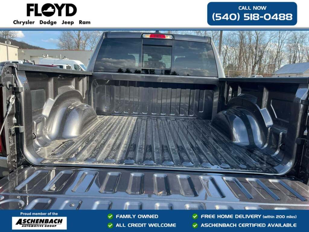 2026 Ram 1500 Big Horn Crew Cab 4x4 5'7" Box