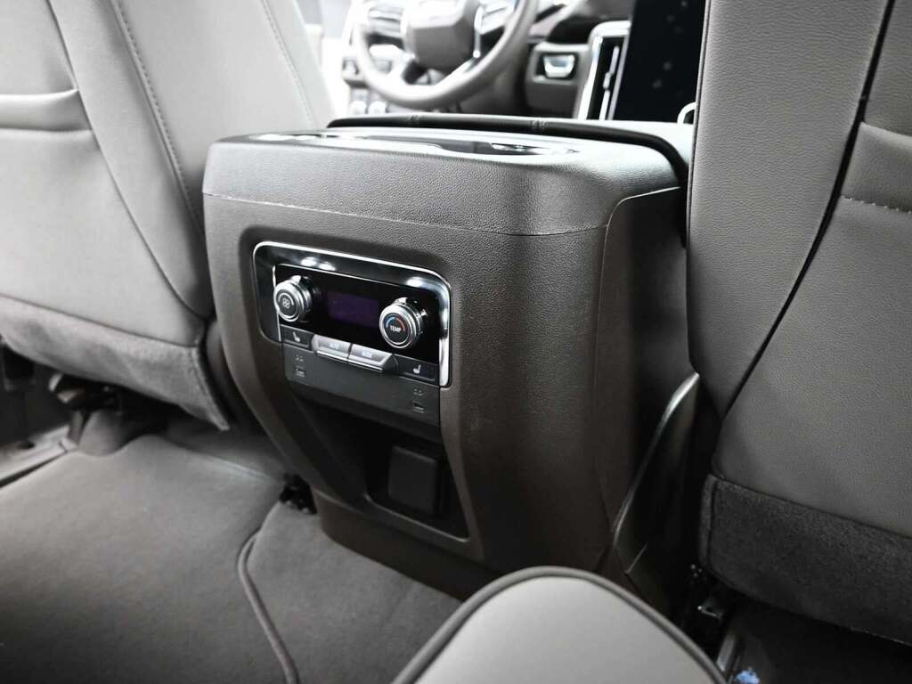 2026 GMC Yukon XL 4WD Elevation