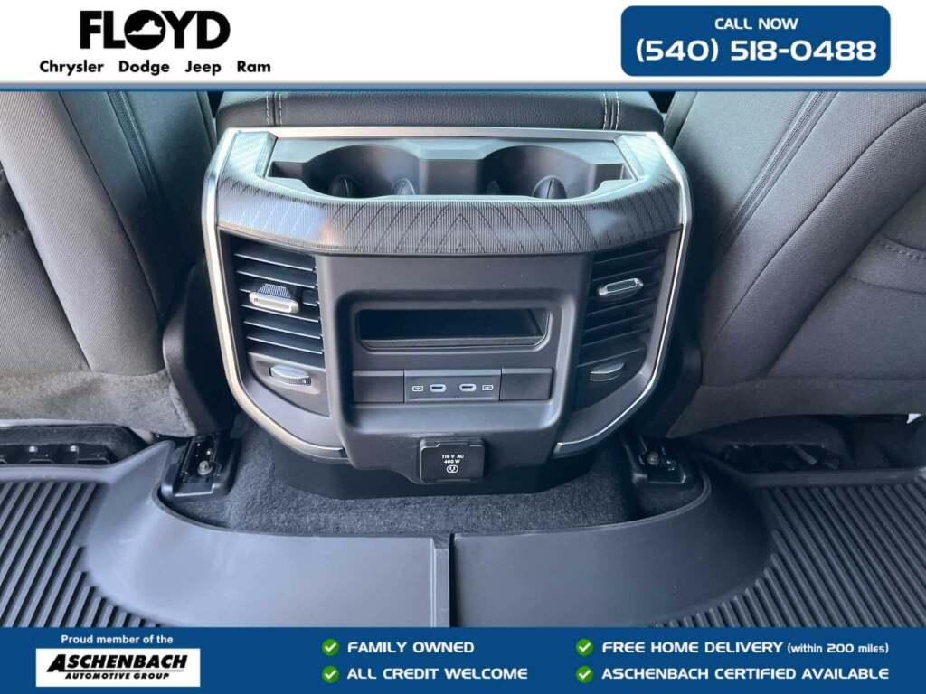 2026 Ram 1500 Big Horn Crew Cab 4x4 5'7" Box