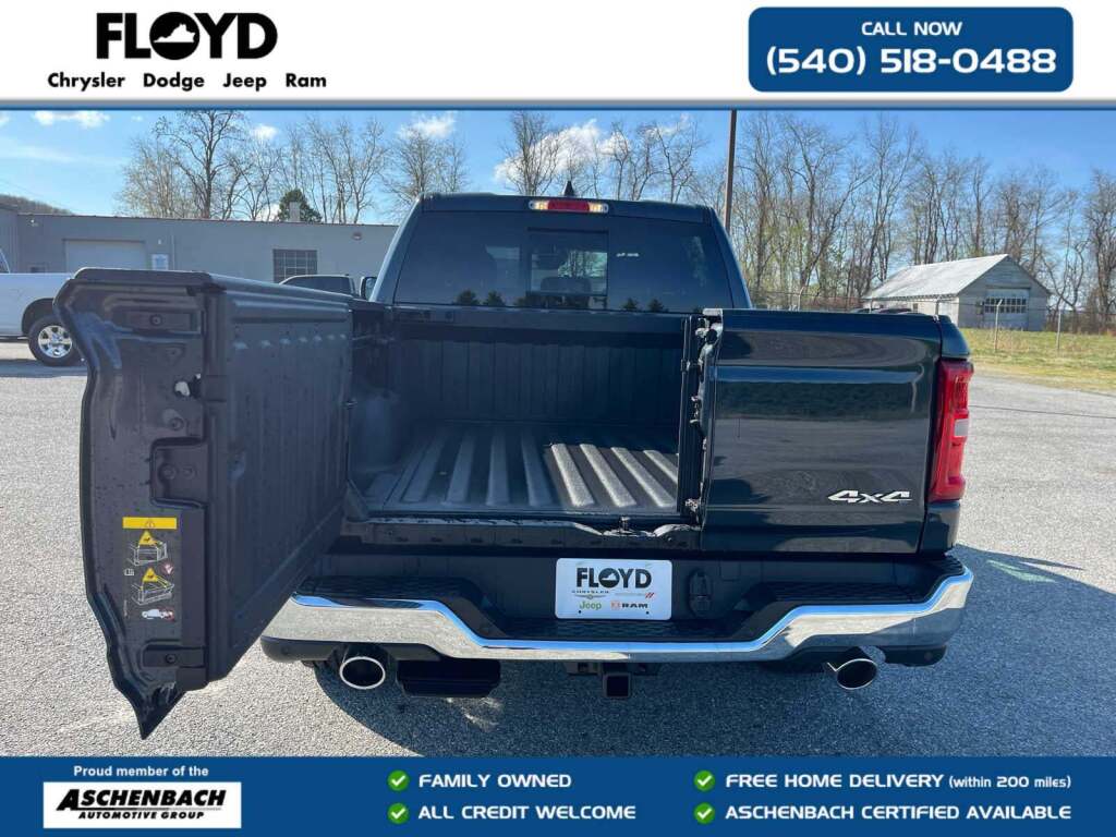 2026 Ram 1500 Big Horn Crew Cab 4x4 5'7" Box