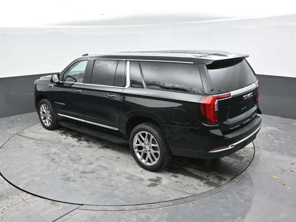 2026 GMC Yukon XL 4WD Elevation