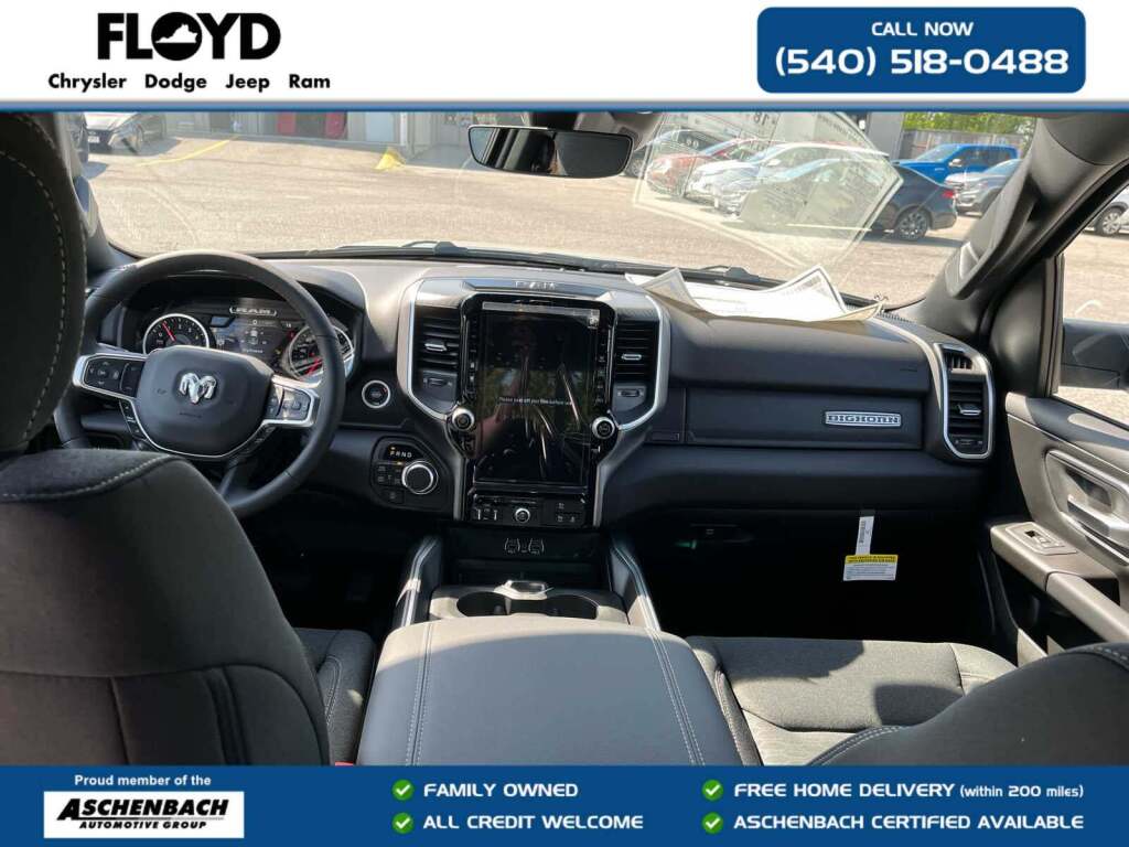 2026 Ram 1500 Big Horn Crew Cab 4x4 5'7" Box