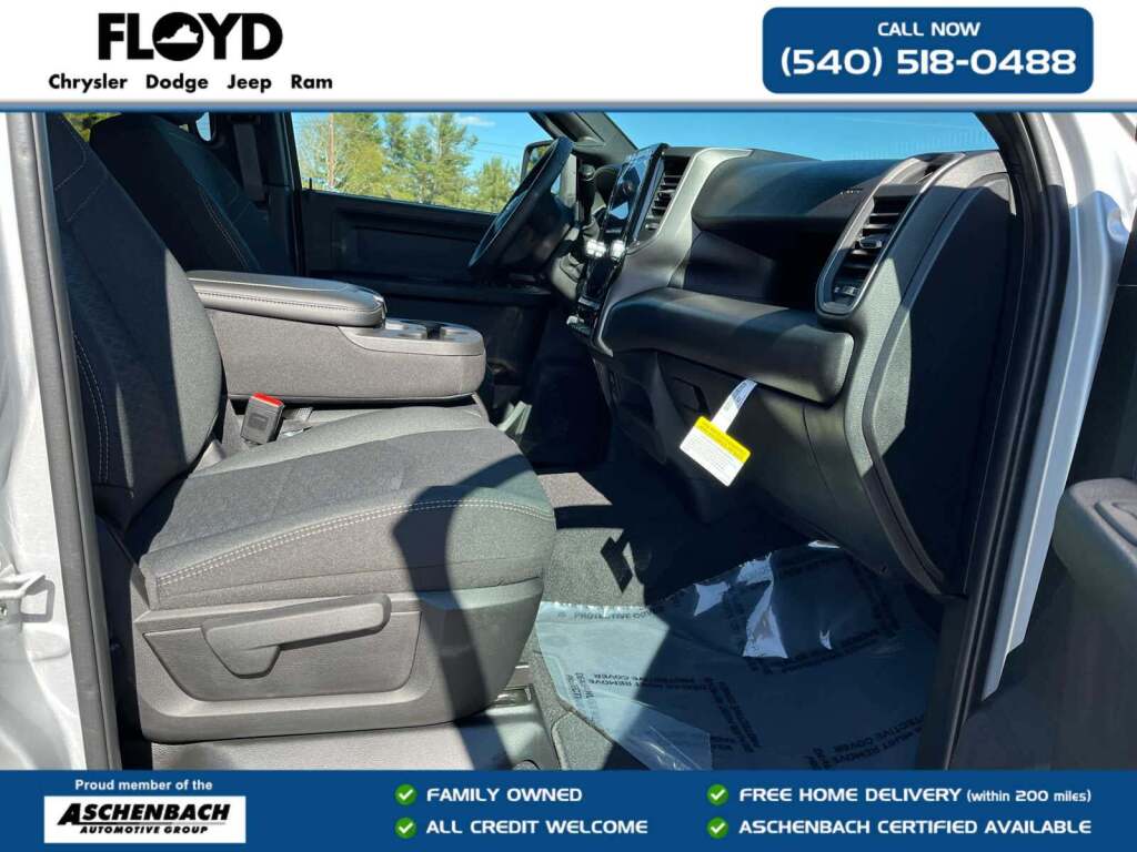 2026 Ram 2500 Tradesman Crew Cab 4x4 6'4" Box