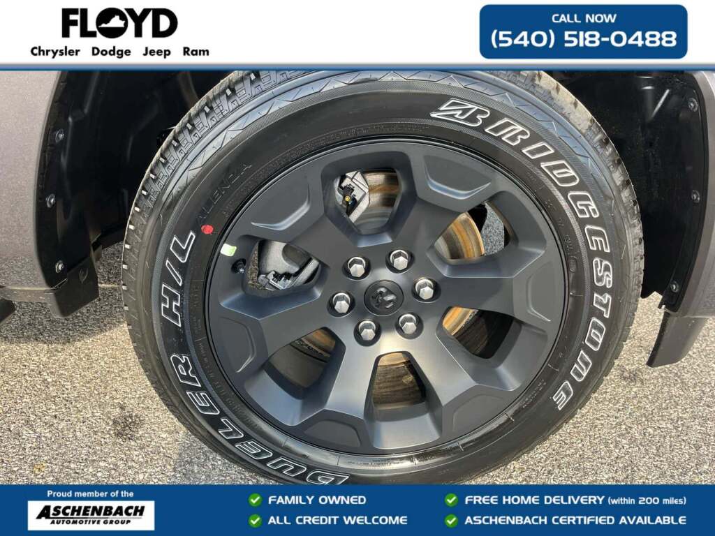 2026 Ram 1500 Big Horn Crew Cab 4x4 5'7" Box