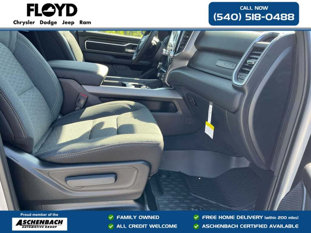2026 Ram 1500 Big Horn Crew Cab 4x4 5'7" Box