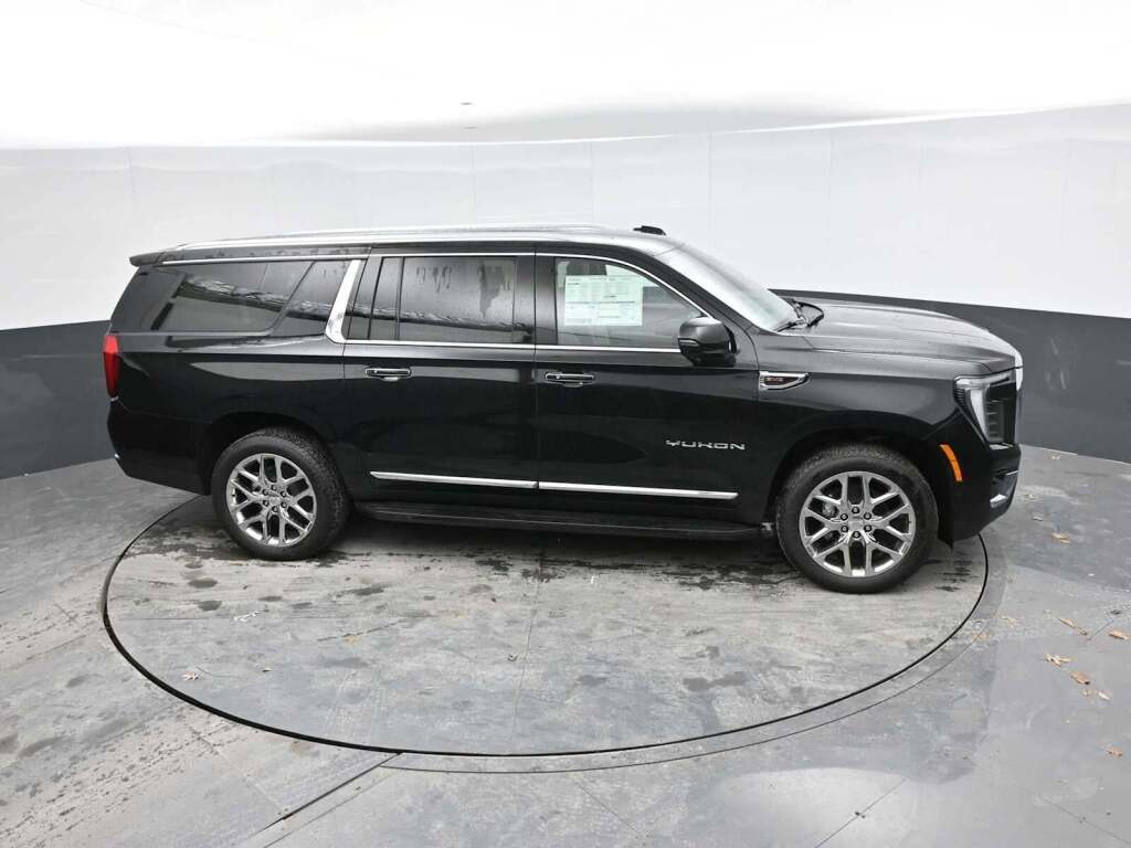 2026 GMC Yukon XL 4WD Elevation