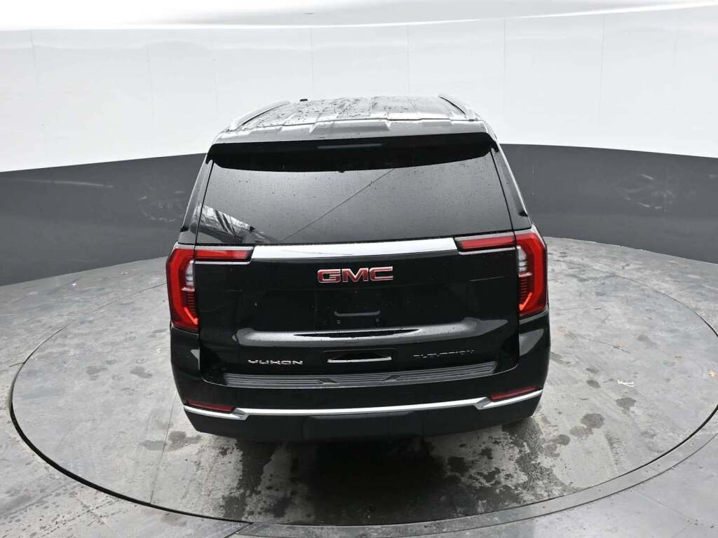 2026 GMC Yukon XL 4WD Elevation