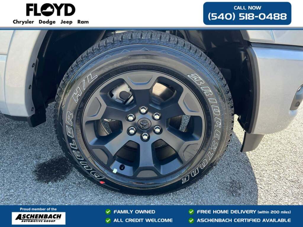 2026 Ram 1500 Big Horn Crew Cab 4x4 5'7" Box