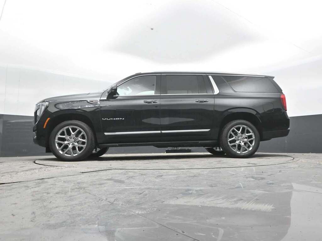 2026 GMC Yukon XL 4WD Elevation