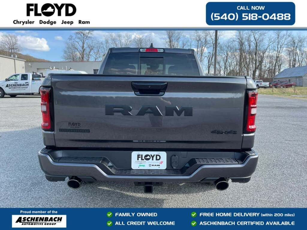 2026 Ram 1500 Big Horn Crew Cab 4x4 5'7" Box