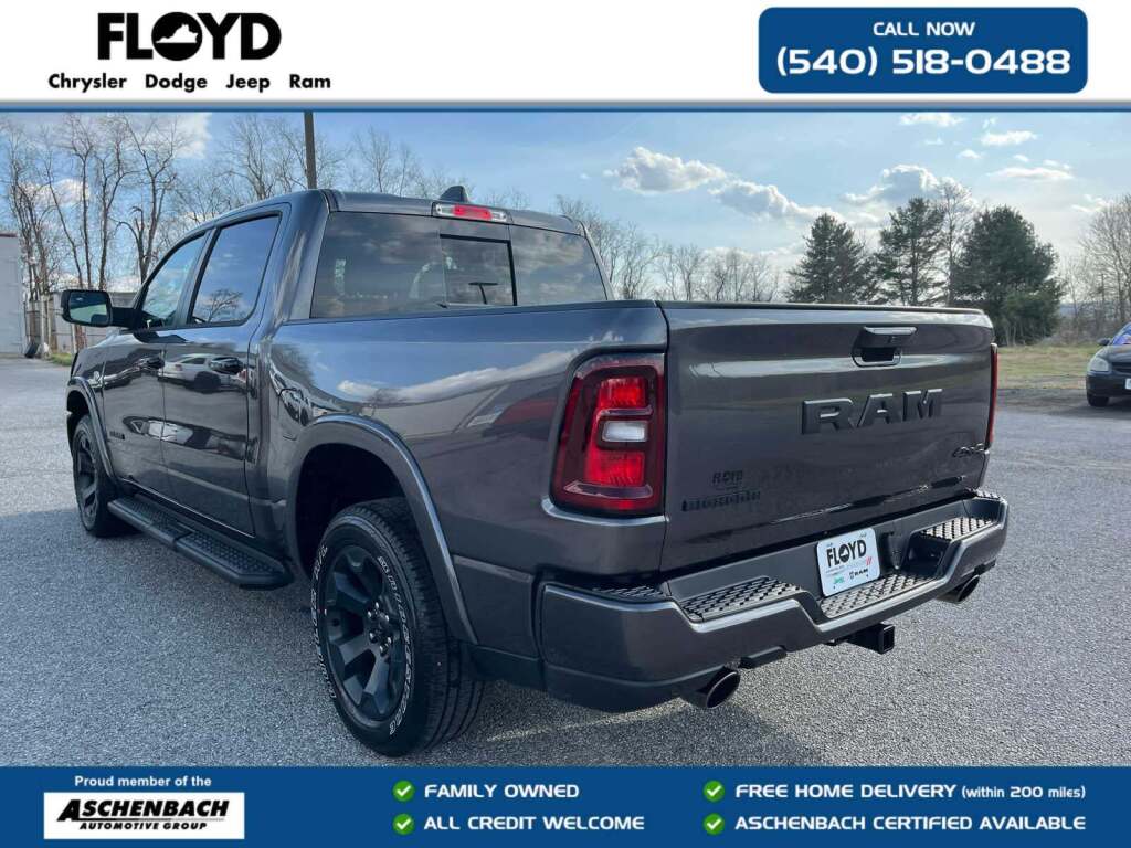 2026 Ram 1500 Big Horn Crew Cab 4x4 5'7" Box