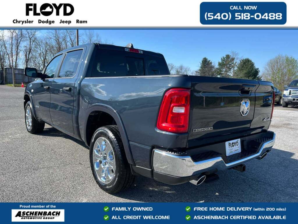 2026 Ram 1500 Big Horn Crew Cab 4x4 5'7" Box