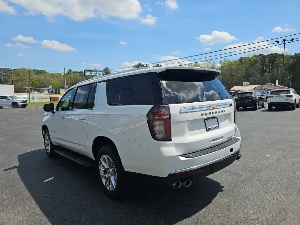 2023 Chevrolet Suburban 4WD Premier
