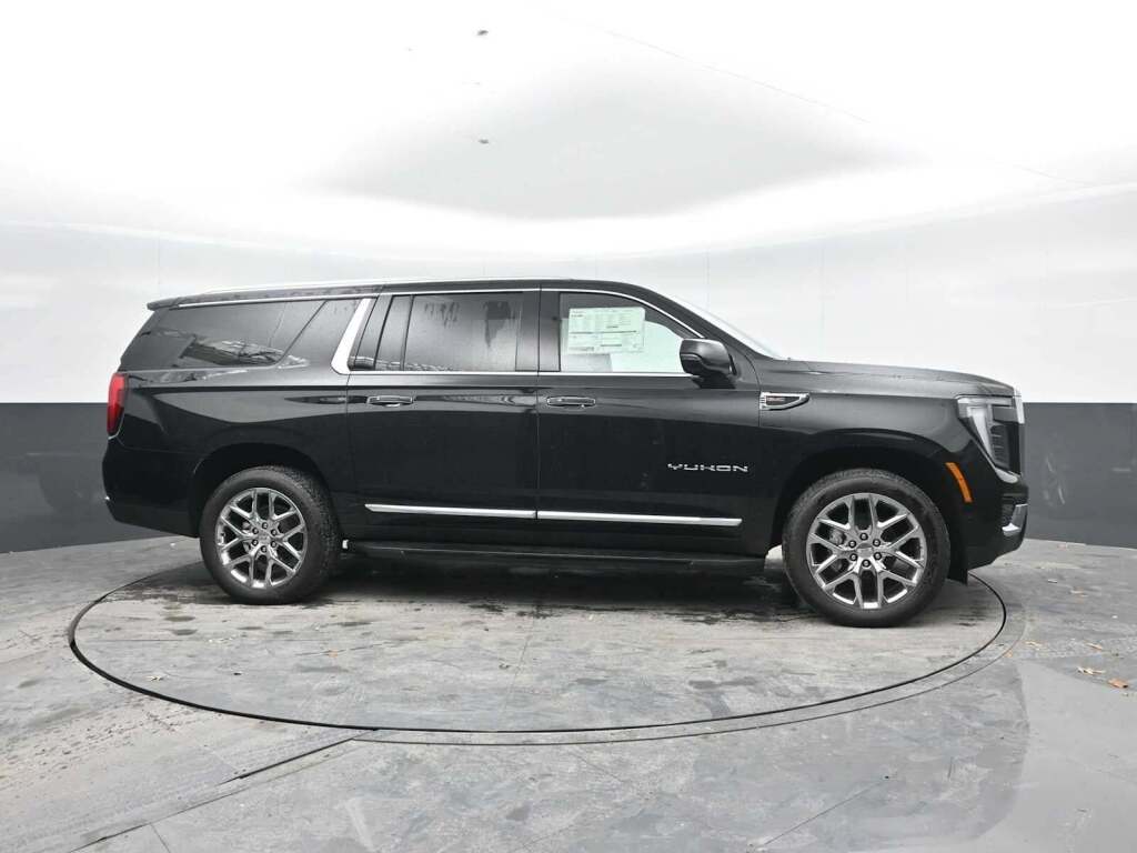 2026 GMC Yukon XL 4WD Elevation