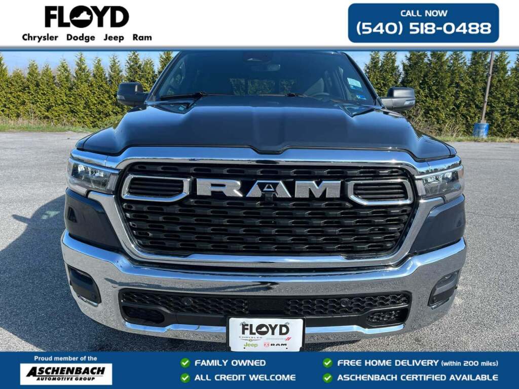 2026 Ram 1500 Big Horn Crew Cab 4x4 5'7" Box