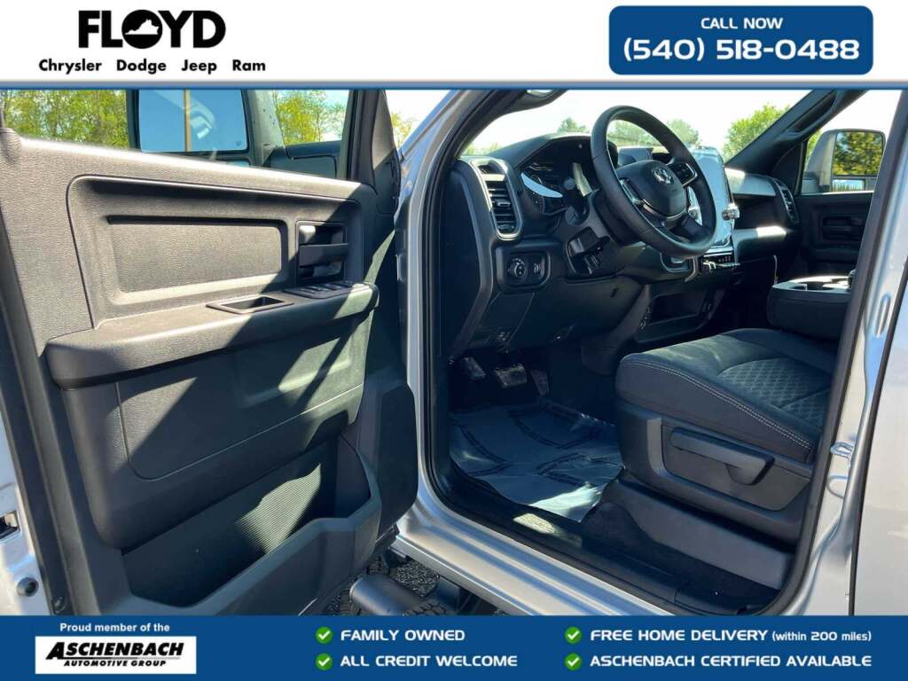 2026 Ram 2500 Tradesman Crew Cab 4x4 6'4" Box