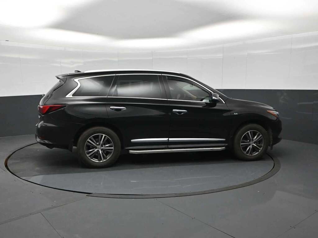 2017 INFINITI QX60 