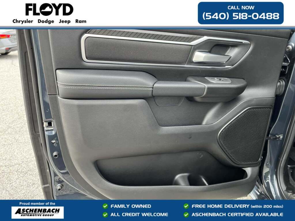 2026 Ram 1500 Big Horn Crew Cab 4x4 5'7" Box