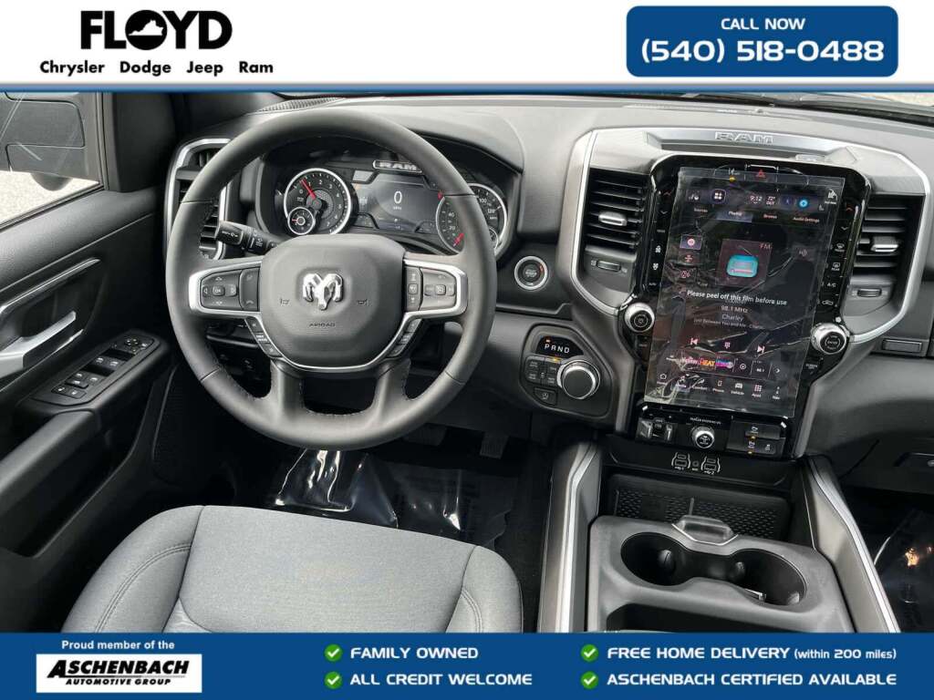 2026 Ram 1500 Big Horn Crew Cab 4x4 5'7" Box