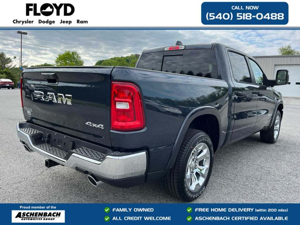 2026 Ram 1500 Big Horn Crew Cab 4x4 5'7" Box