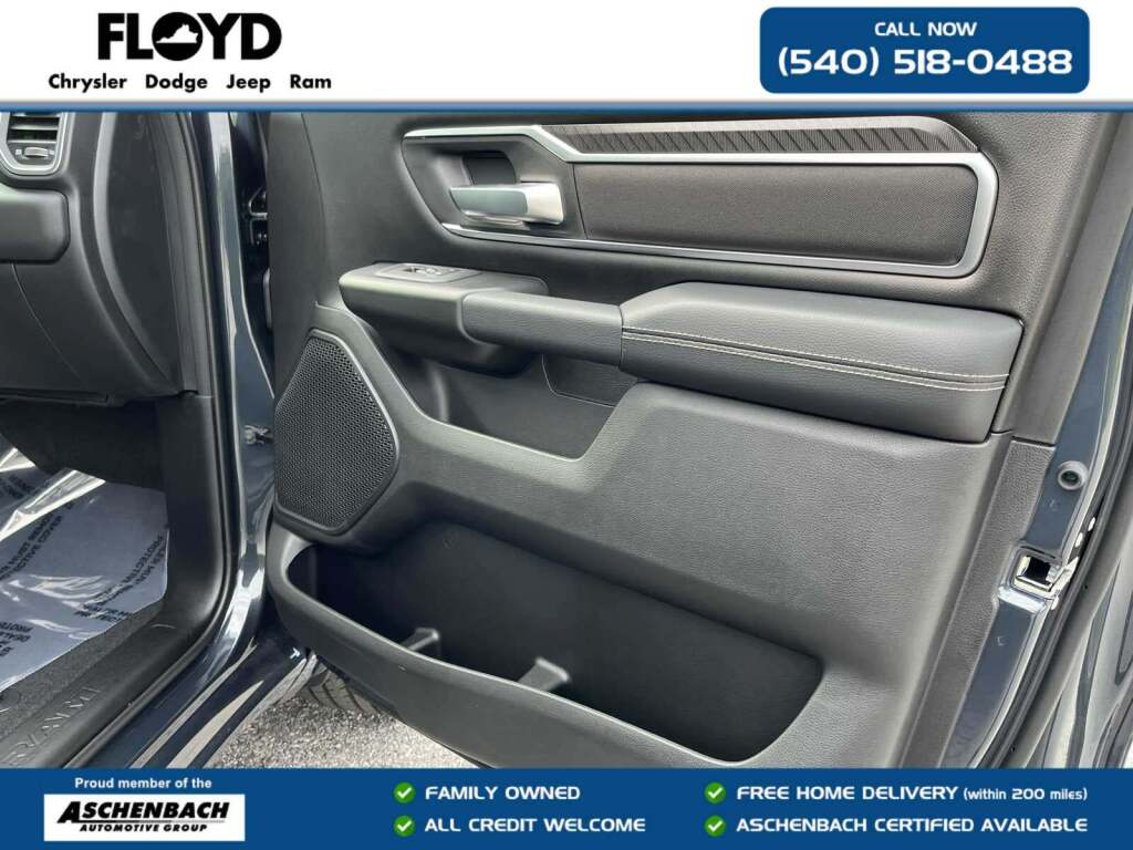 2026 Ram 1500 Big Horn Crew Cab 4x4 5'7" Box