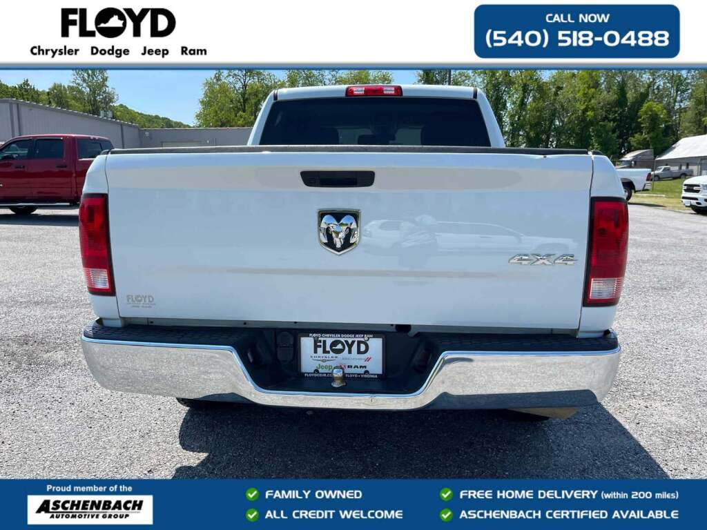 2022 Ram 1500 Classic Tradesman Crew Cab 4x4 5'7" Box