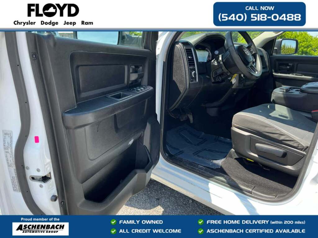 2022 Ram 1500 Classic Tradesman Crew Cab 4x4 5'7" Box