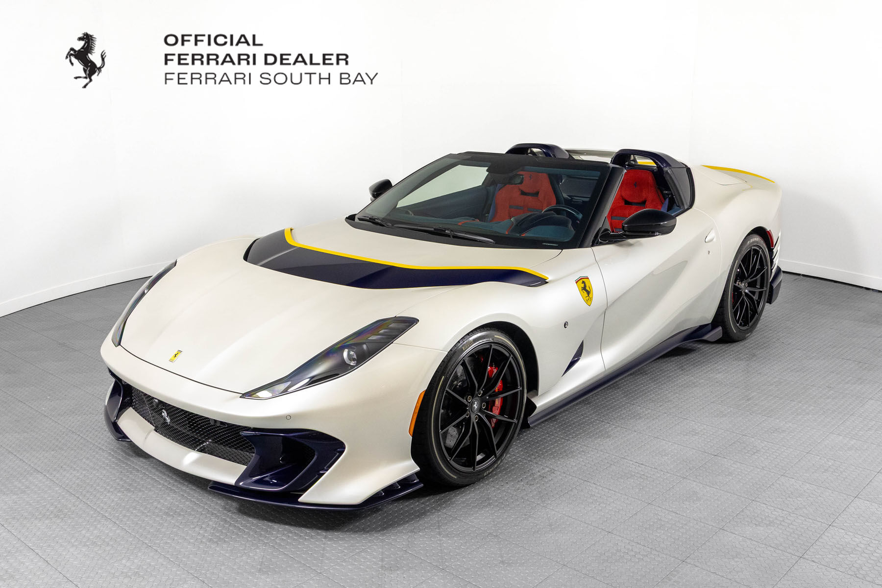 2024 Ferrari 812's photo