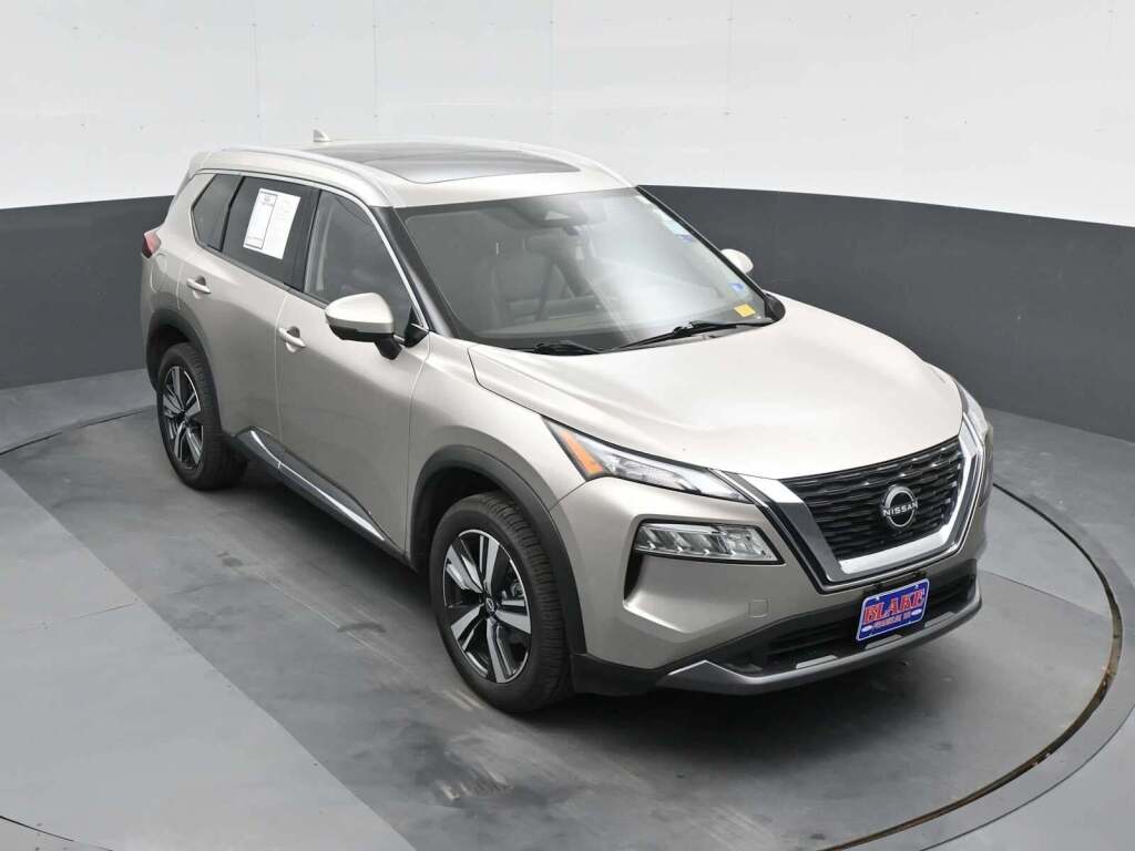 2023 Nissan Rogue SL FWD