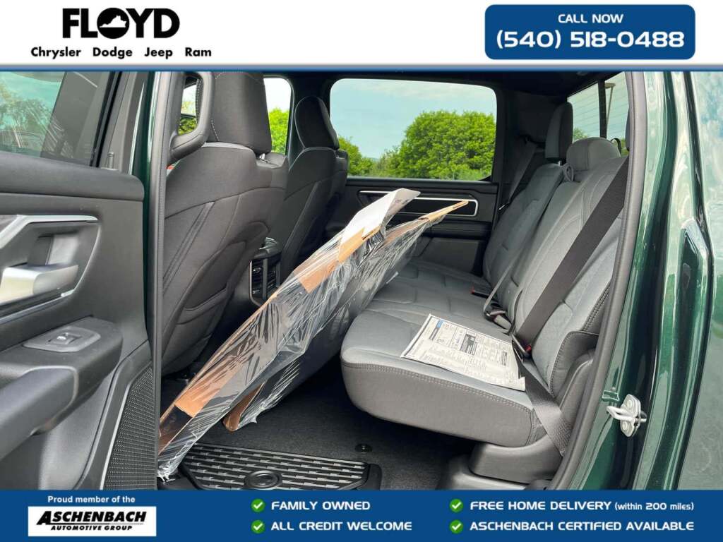 2026 Ram 1500 Big Horn Crew Cab 4x4 5'7" Box