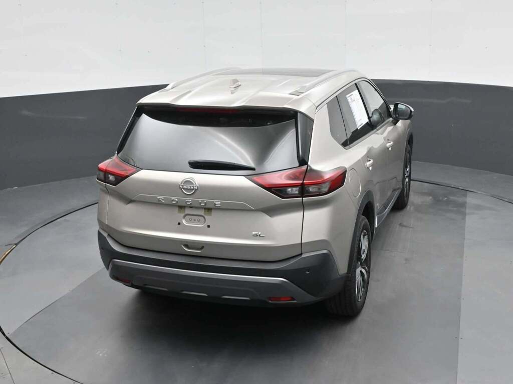 2023 Nissan Rogue SL FWD