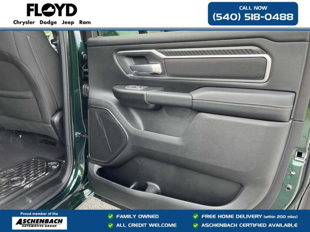 2026 Ram 1500 Big Horn Crew Cab 4x4 5'7" Box