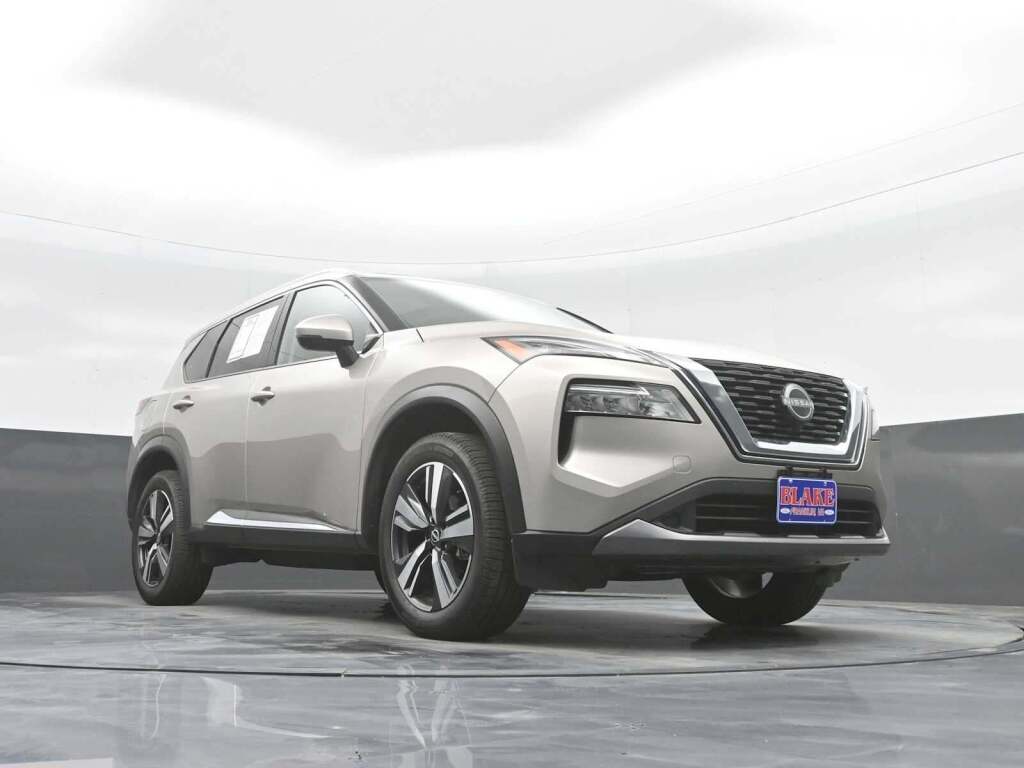 2023 Nissan Rogue SL FWD
