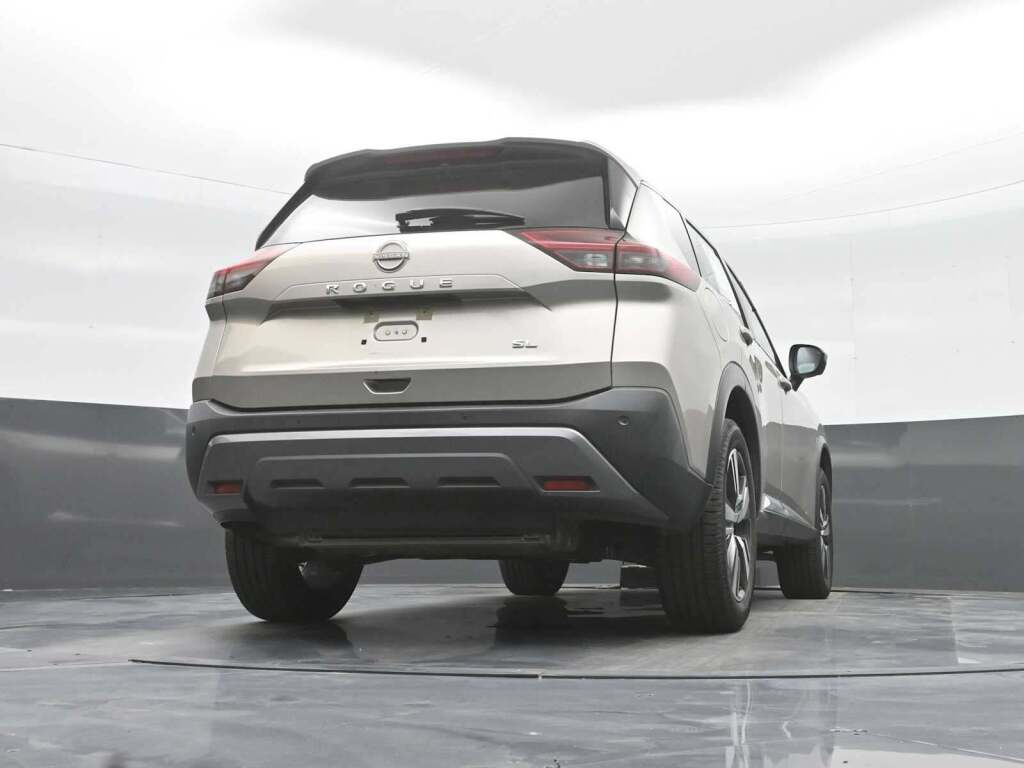 2023 Nissan Rogue SL FWD